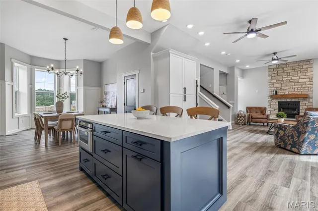 $425,000 | 422 North 2nd Street, De Soto, MO 63020