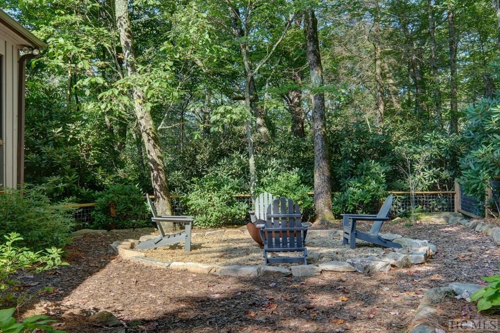34 Paul Walden Road Highlands, NC 28741 - Photo 22 of 22 Gallery Image 22