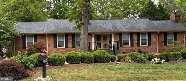 $450,000 | 1208 Washington Drive, Stafford, VA 22554