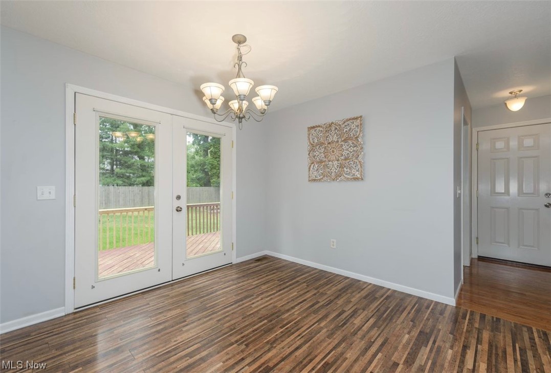 1061 Susan Road Ravenna, OH 44266 - Photo 13 of 24 Dining Room