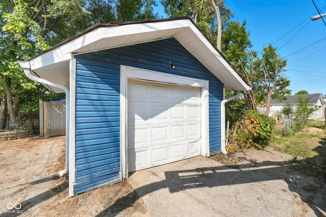 $220,000 | 945 North Bosart Avenue, Indianapolis, IN 46201