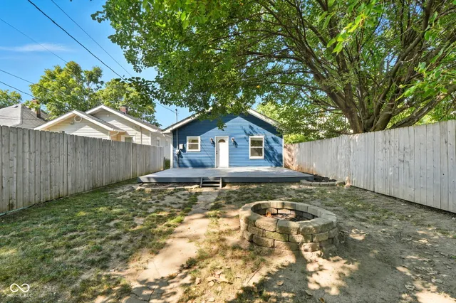 $220,000 | 945 North Bosart Avenue, Indianapolis, IN 46201