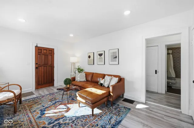 $220,000 | 945 North Bosart Avenue, Indianapolis, IN 46201