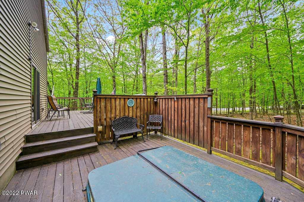 117 Tanager Road Lackawaxen, PA 18435 - Photo 4 of 61