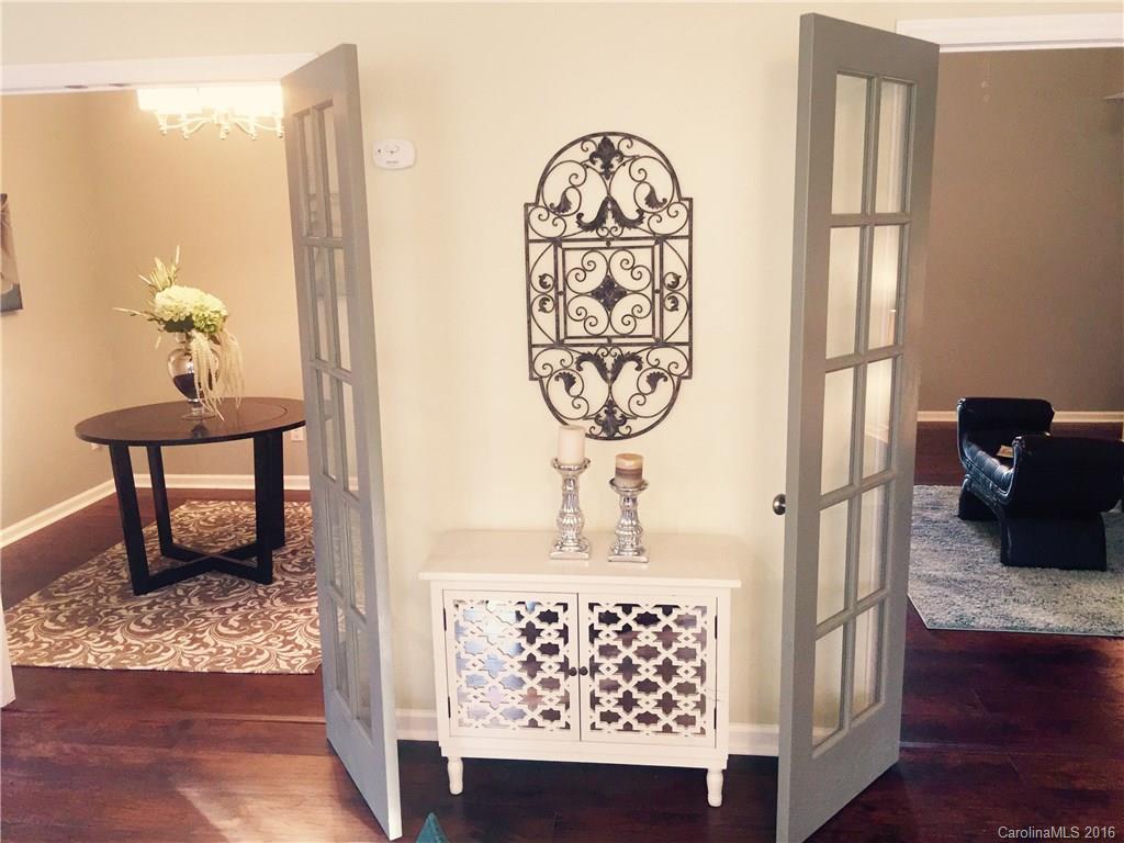 6019 Running Deer Road Charlotte, NC 28214 - Photo 12 of 21 Gallery Image 12