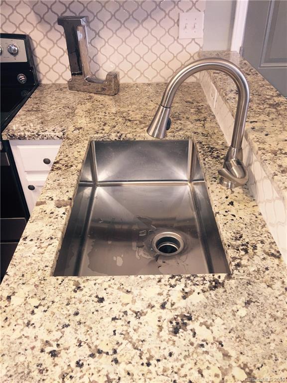 6019 Running Deer Road Charlotte, NC 28214 - Photo 7 of 21 Gallery Image 7