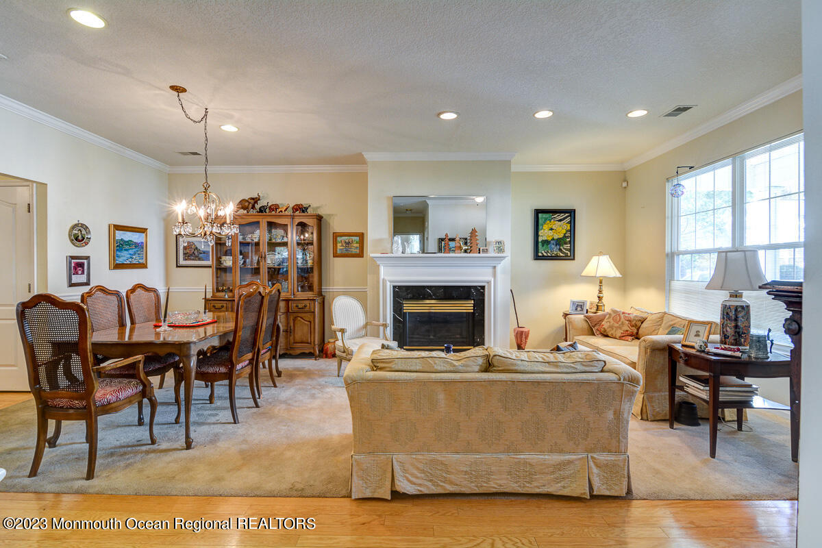 6 Silverside Road Lakewood, NJ 08701 - Photo 5 of 38 005 - Small