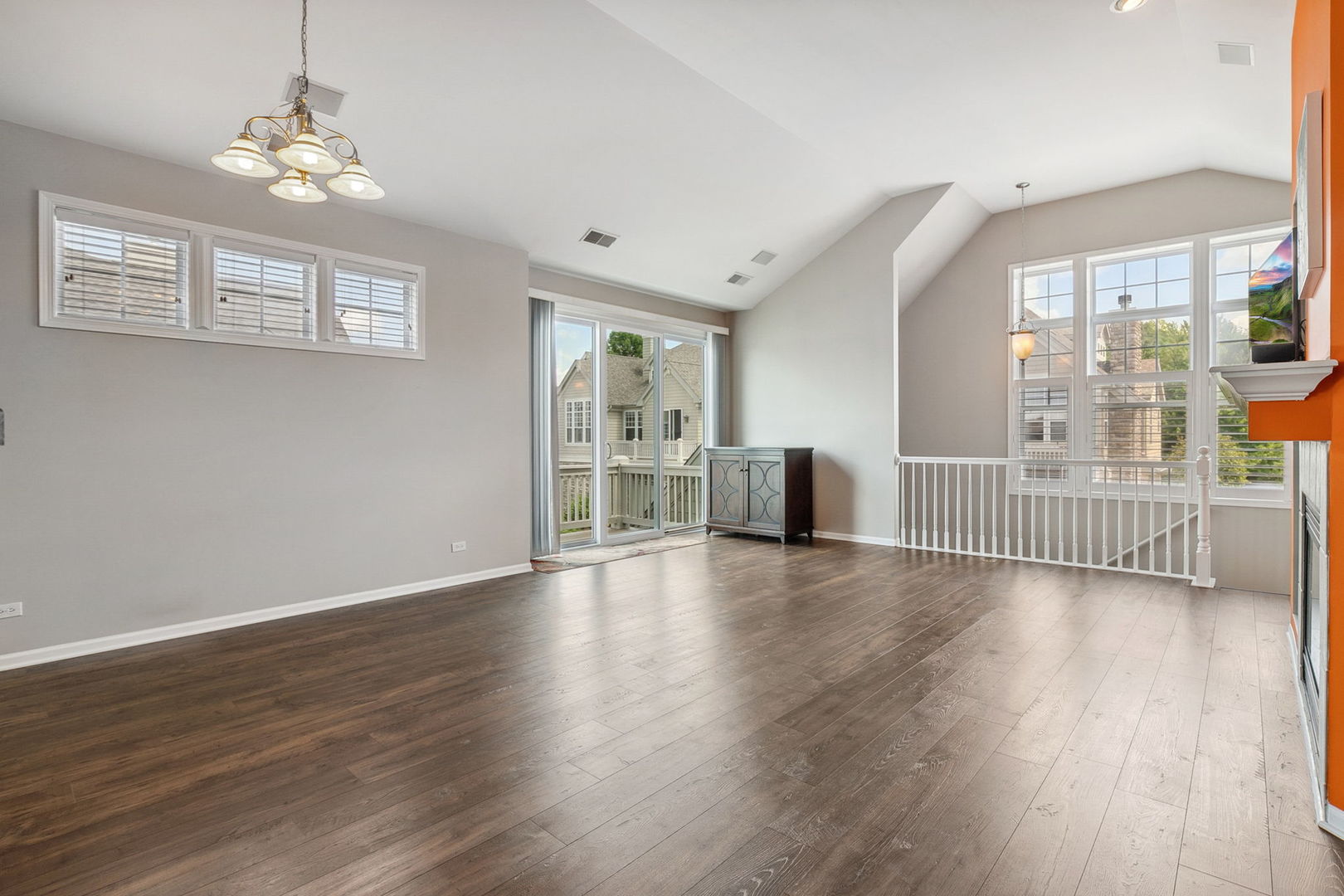 325 Sundown Court, Unit B Wauconda, IL 60084 - Photo 6 of 24