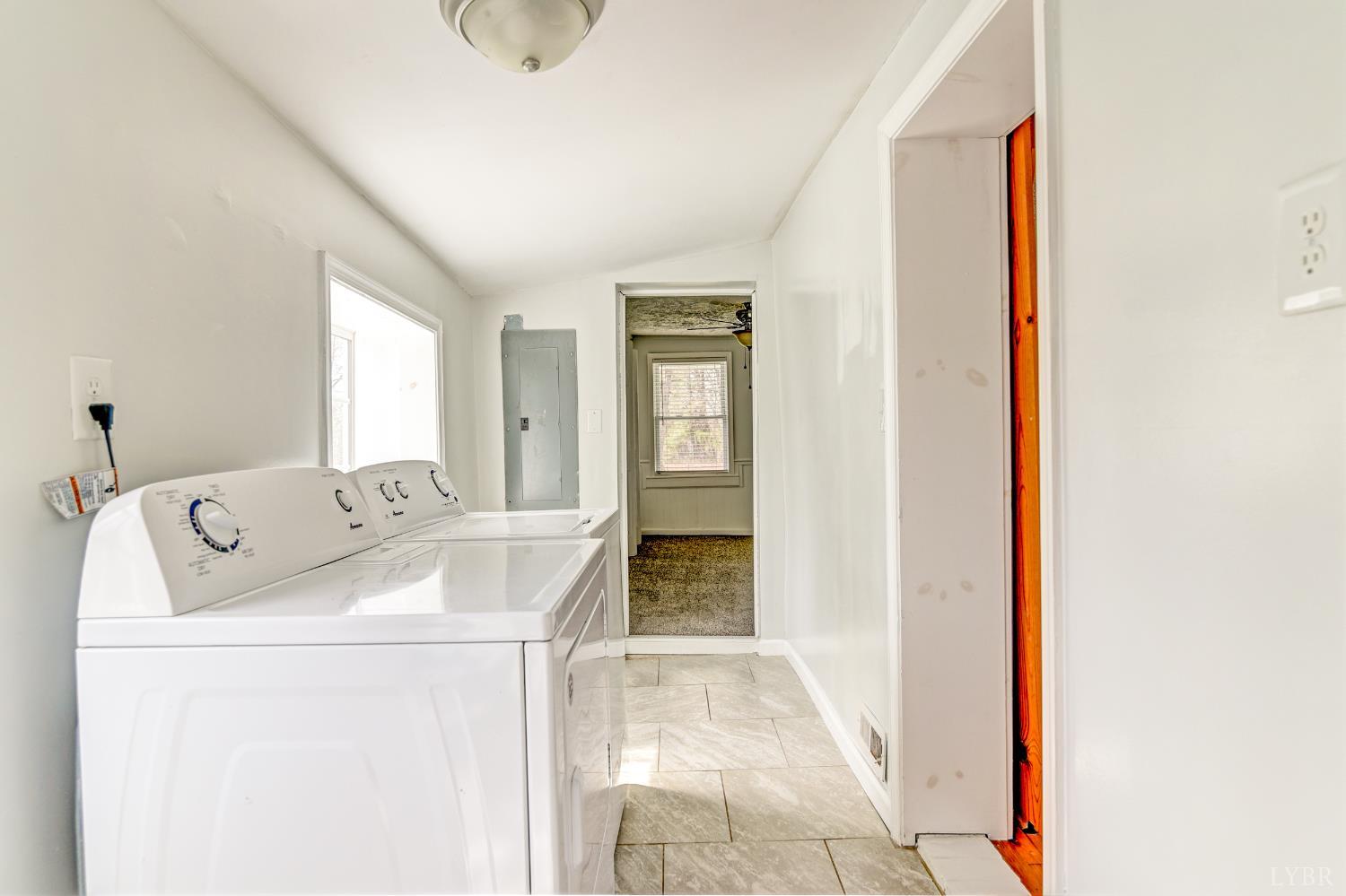 447 Toytown Road Amherst, VA 24521 - Photo 13 of 41