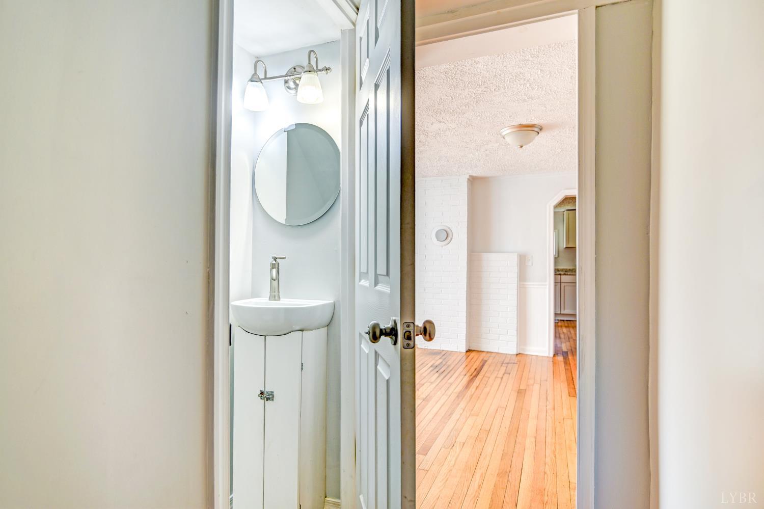 447 Toytown Road Amherst, VA 24521 - Photo 14 of 41