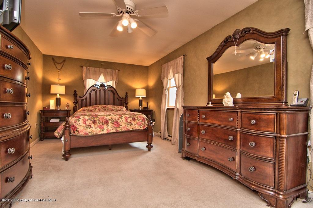 12 Brachy Road Moscow, PA 18444 - Photo 21 of 38 Gallery Image 21