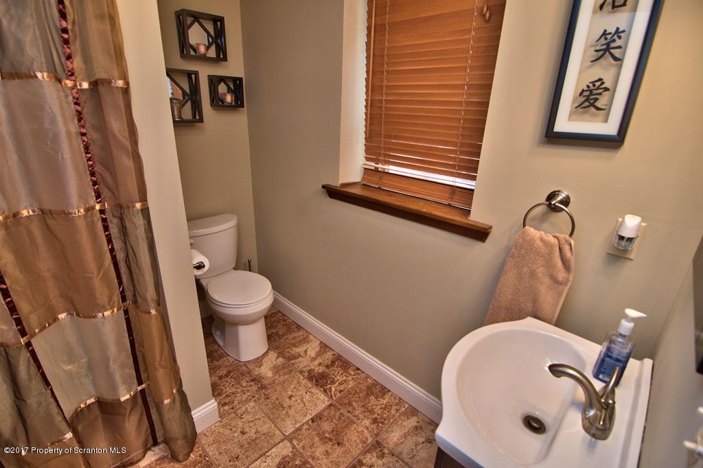 12 Brachy Road Moscow, PA 18444 - Photo 25 of 38 Gallery Image 25