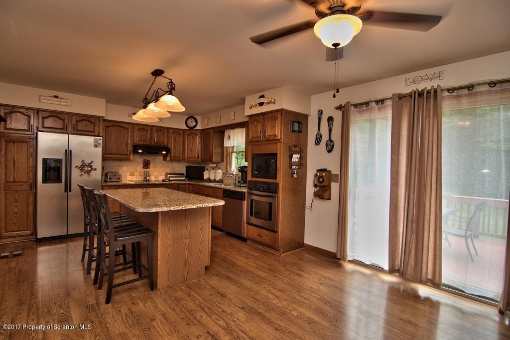 12 Brachy Road Moscow, PA 18444 - Photo 3 of 38 Gallery Image 3