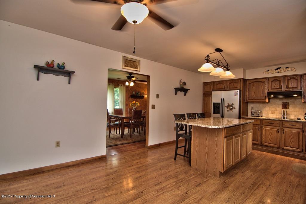 12 Brachy Road Moscow, PA 18444 - Photo 4 of 38 Gallery Image 4