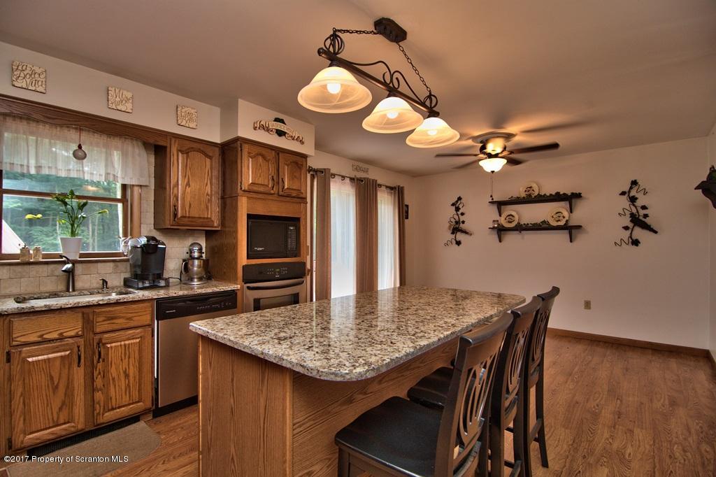 12 Brachy Road Moscow, PA 18444 - Photo 6 of 38 Gallery Image 6