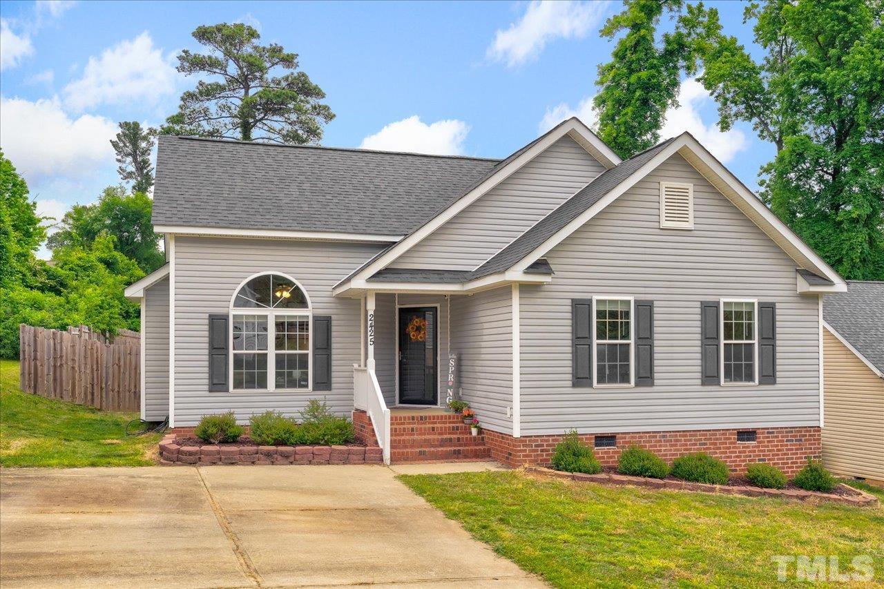 2425 Kingsboro Court Raleigh, NC 27610 - Photo 2 of 30 Gallery Image 2