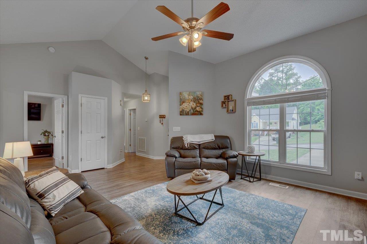 2425 Kingsboro Court Raleigh, NC 27610 - Photo 7 of 30 Gallery Image 7