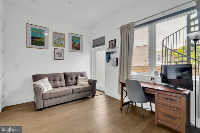 $4,800 | 3225 Sherman Avenue Northwest, Unit 1, Washington, DC 20010