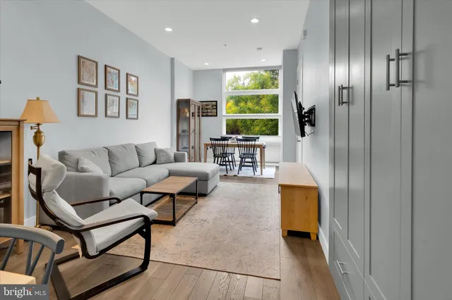 $4,800 | 3225 Sherman Avenue Northwest, Unit 1, Washington, DC 20010