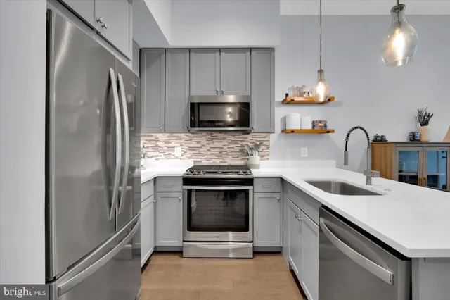 $4,800 | 3225 Sherman Avenue Northwest, Unit 1, Washington, DC 20010