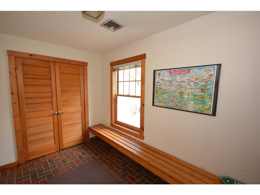 28 B Greenspring Road, Unit B West Dover, VT 05356 - Photo 11 of 20 Gallery Image 11