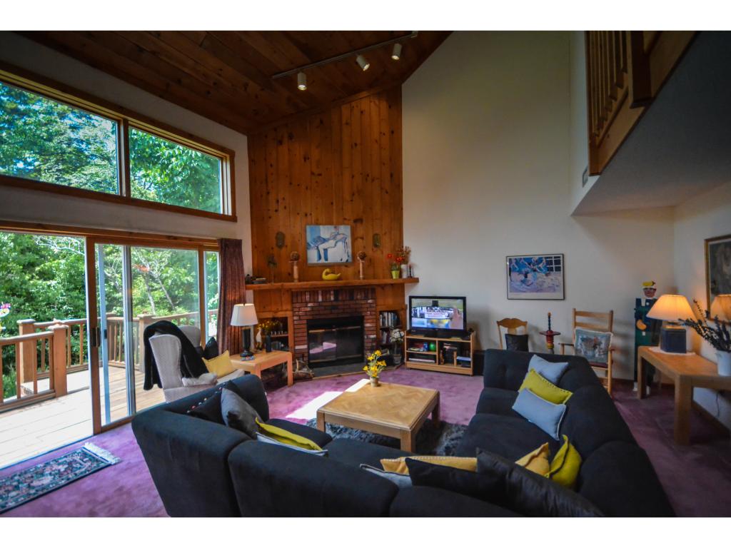 28 B Greenspring Road, Unit B West Dover, VT 05356 - Photo 5 of 20 Gallery Image 5