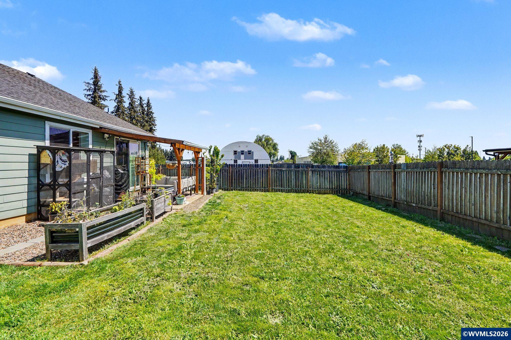 179 Northwest Card Avenue Dallas, OR 97338 - Photo 30 of 35