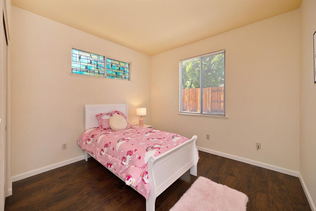 5621 Elk Spring Way Elk Grove, CA 95758 - Photo 23 of 35