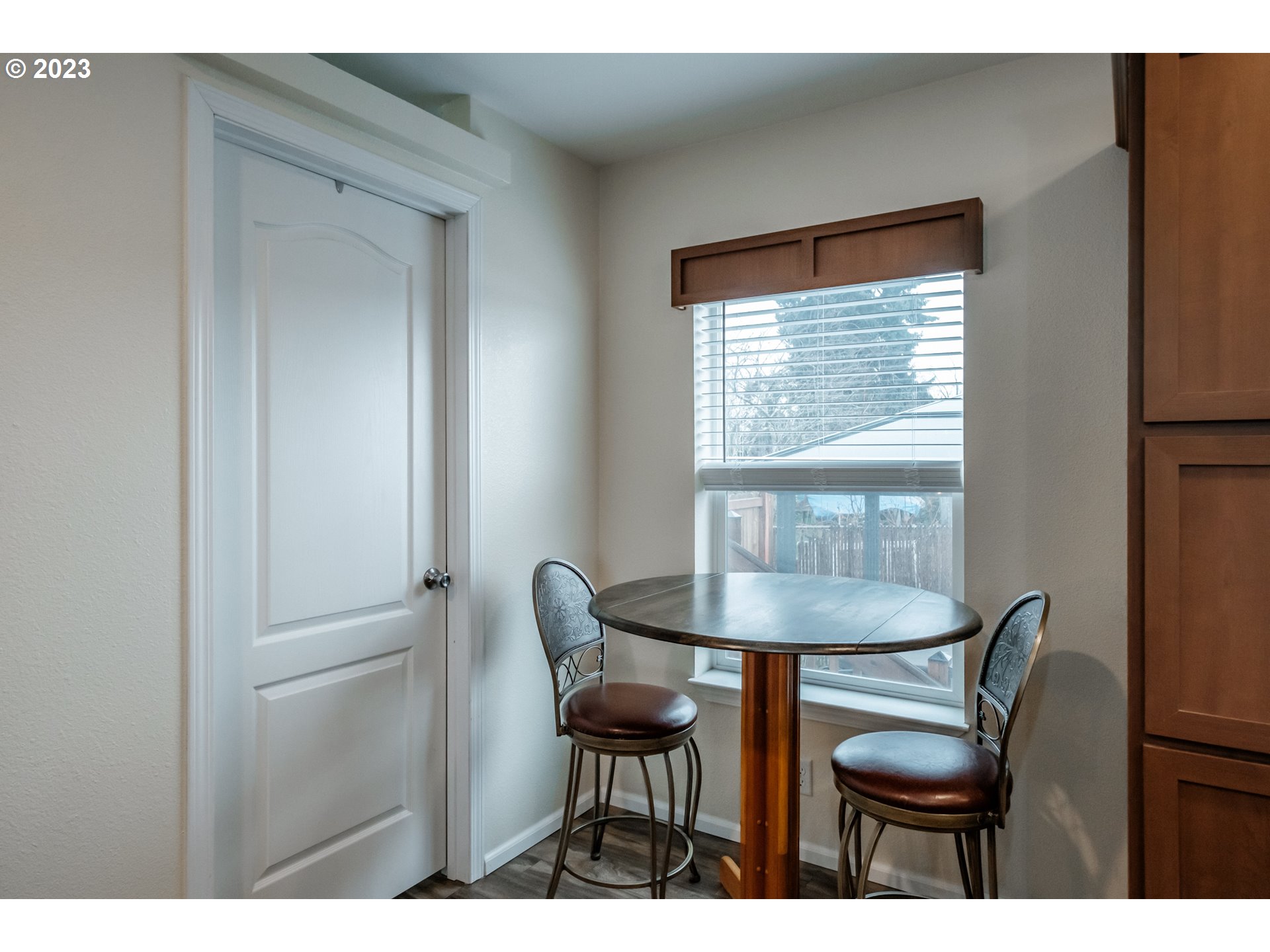 3557 Rainbow Loop, Unit 27 Hubbard, OR 97032 - Photo 17 of 31 Breakfast Area