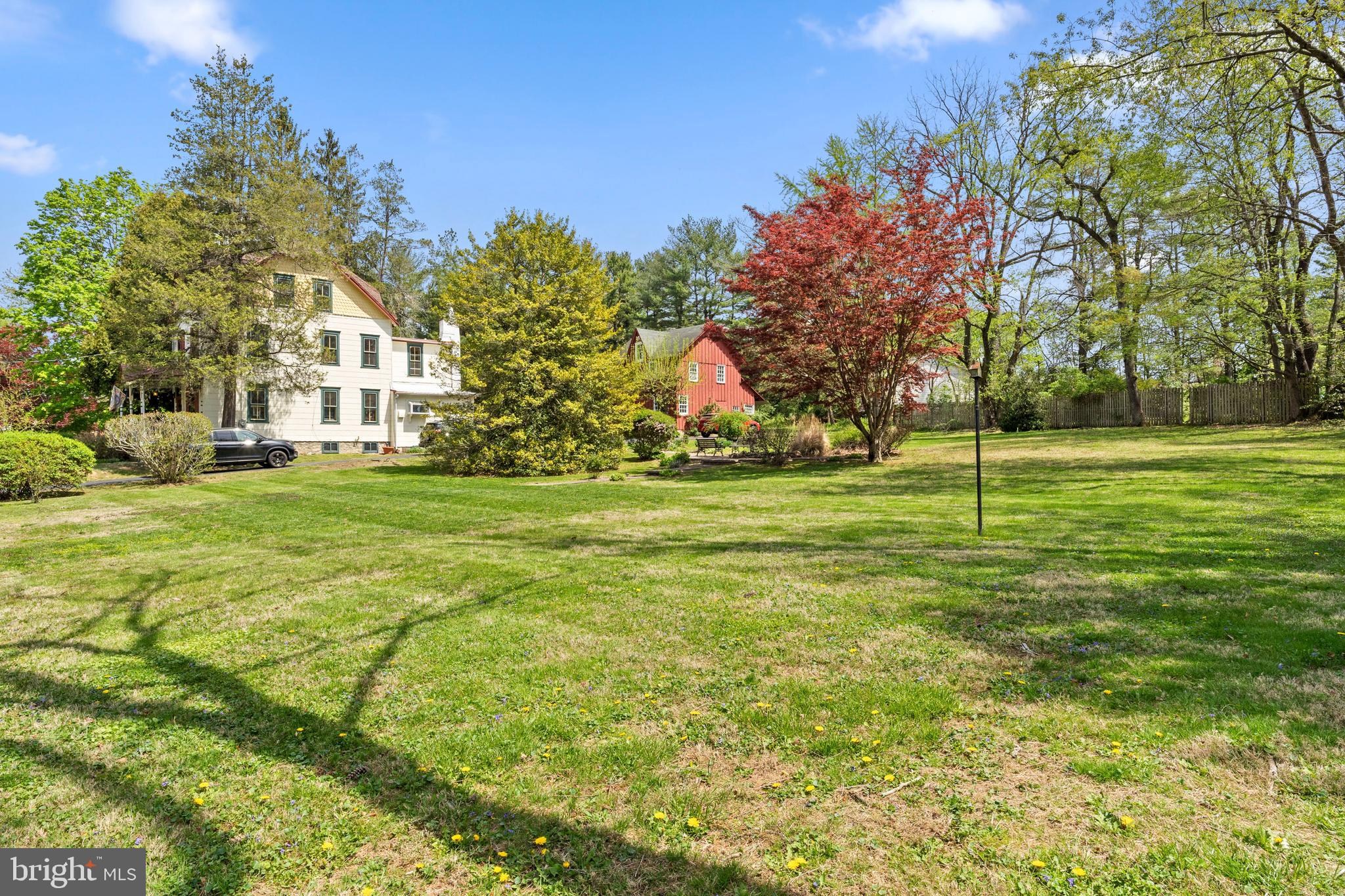 40 Barren Road Media, PA 19063 - Photo 7 of 30 a garden with trees in the background