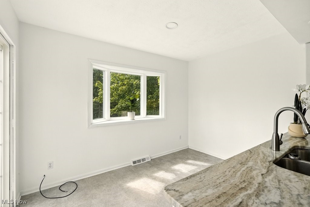 5540 River Road Madison, OH 44057 - Photo 15 of 50
