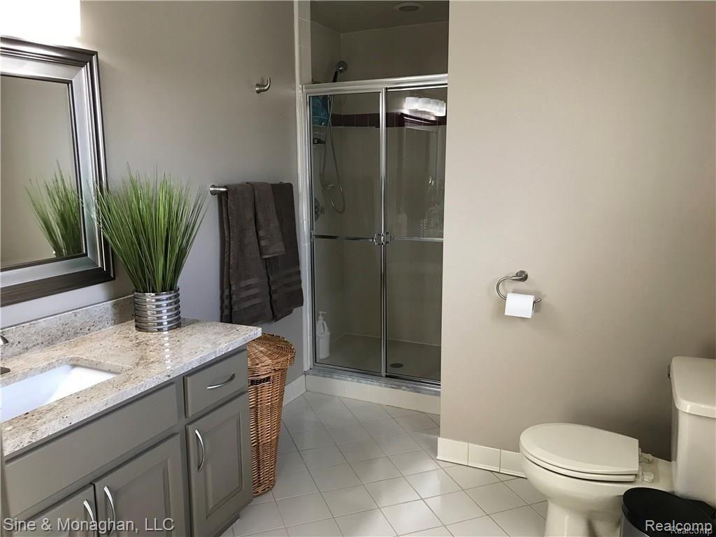 13249 22 Mile Road Utica, MI 48315 - Photo 20 of 31 20.jpg