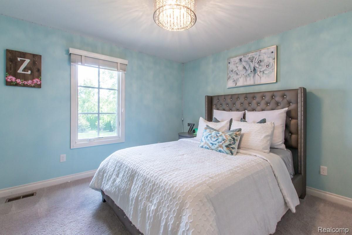 3652 Rosewood Lane Rochester, MI 48309 - Photo 49 of 75 3652 Rosewood_49.jpg