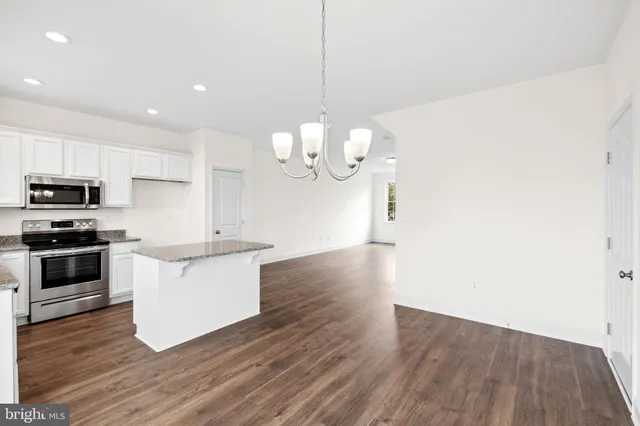 $294,460 | 3811 Castle Drive, Dover, PA 17315