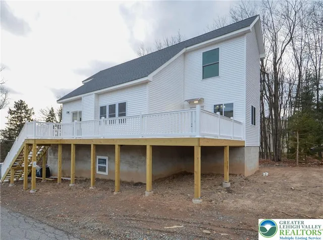$2,500 | 2 Elm Street, Mount Pocono, PA 18344