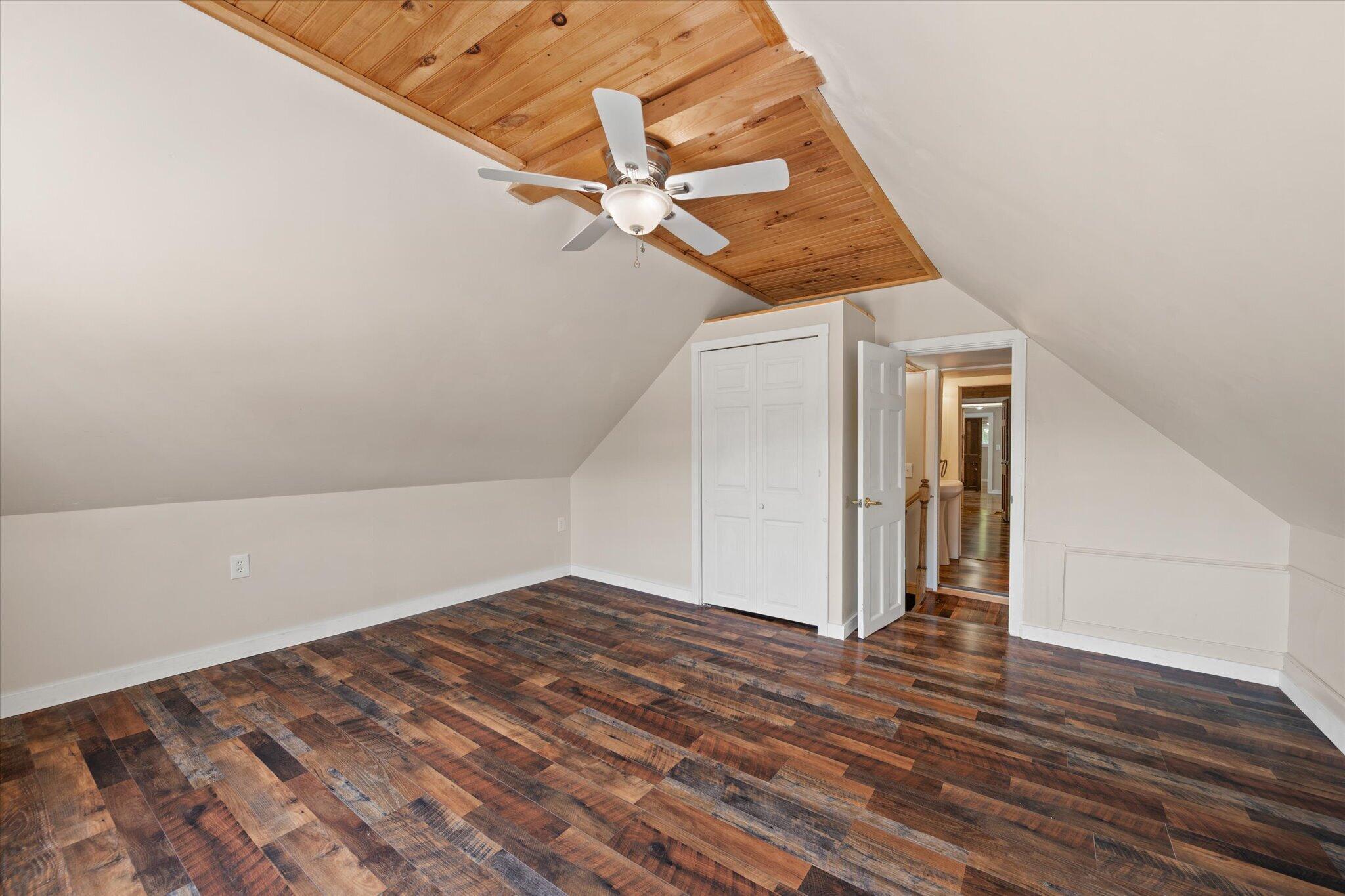 137 Main Street Winterport, ME 04496 - Photo 24 of 57 Bedroom 2