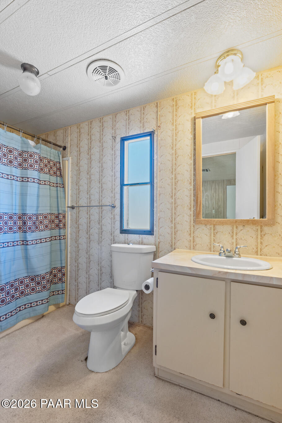 1526 Private Road Prescott, AZ 86301 - Photo 13 of 27 Primary Bathroom - 1526 Private Dr