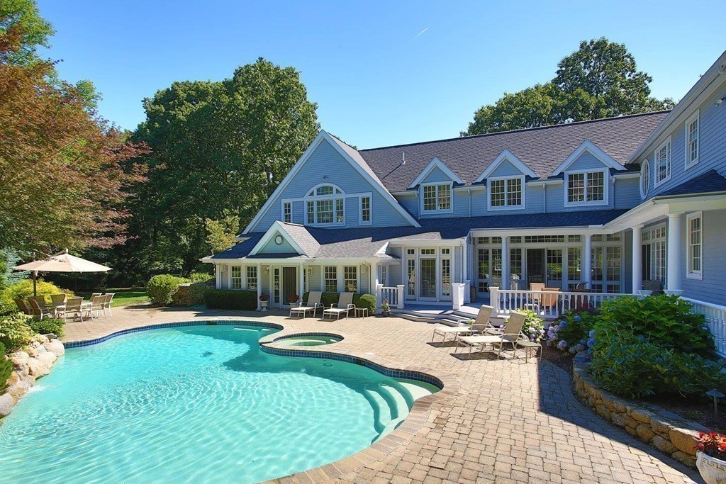 12 Davenport Road Weston, MA 02493 - Photo 5 of 29 Gallery Image 5