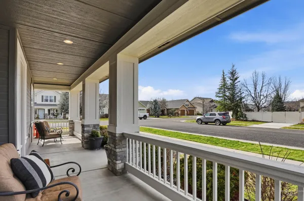 $835,000 | 608 North Tresa Place, Star, ID 83669