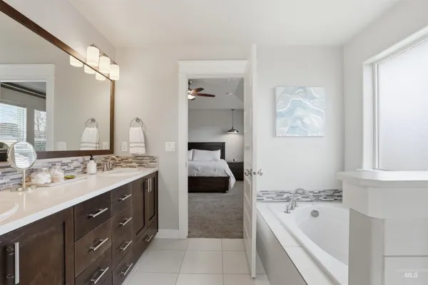 $835,000 | 608 North Tresa Place, Star, ID 83669