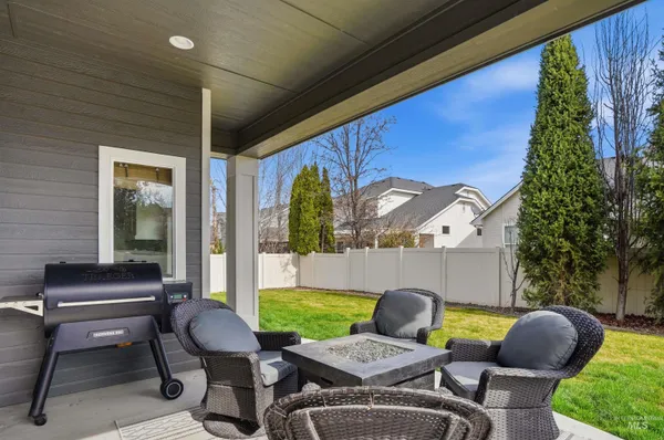 $835,000 | 608 North Tresa Place, Star, ID 83669