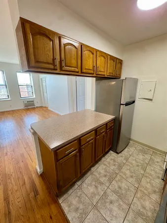 $2,300 | 43 Van Wagenen Avenue, Unit 3D, Jersey City, NJ 07306