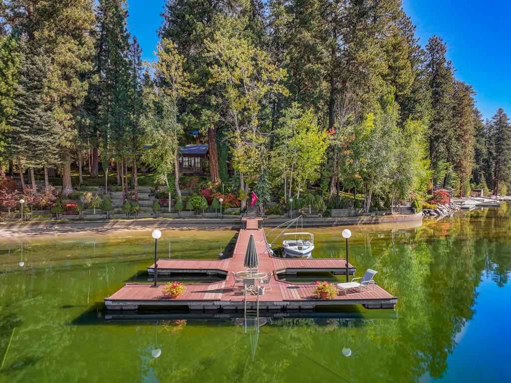 2245 Edgemere McCall, ID 83638 - Photo 2 of 98 Largest of the two docks.