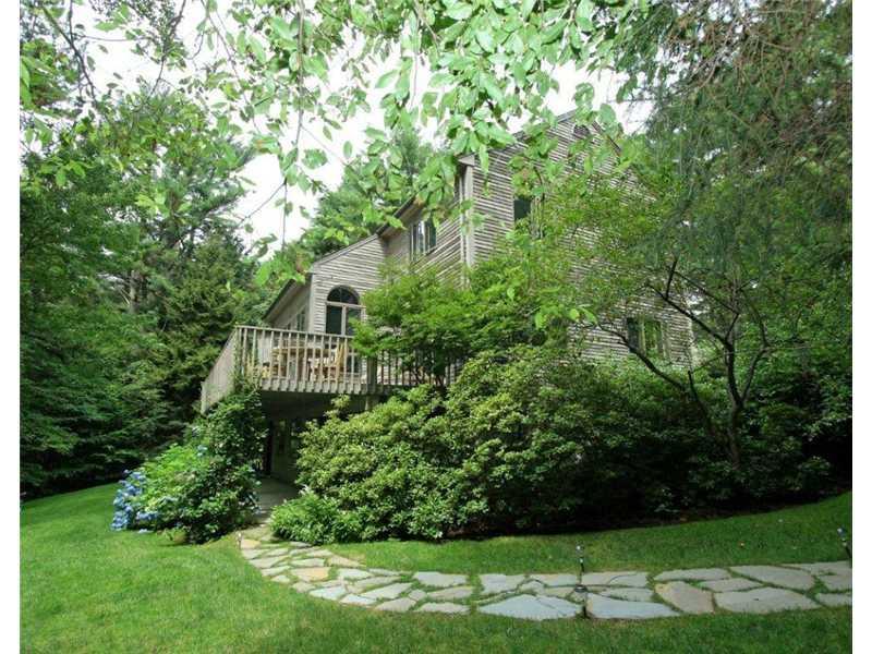 10 Stonebridge Road Cape Elizabeth, ME 04107 - Photo 3 of 30 Other. Side