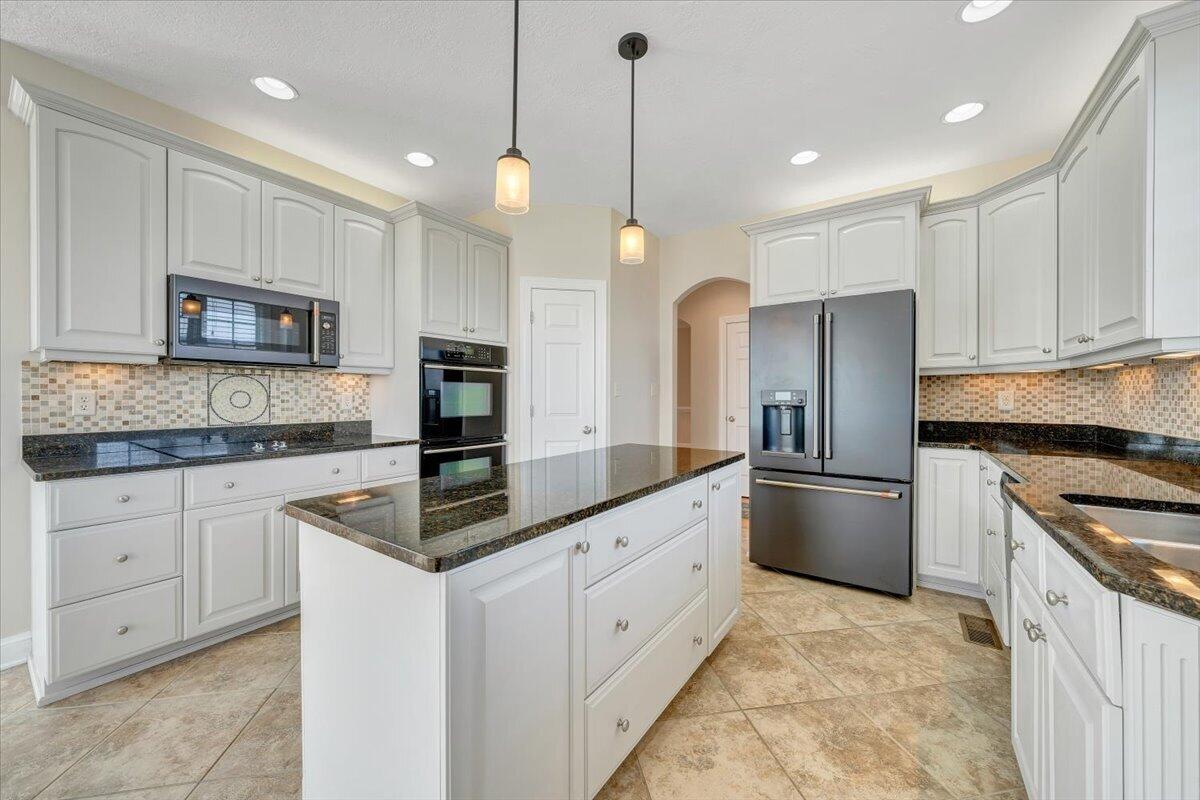 220 Settlers Road Fincastle, VA 24090 - Photo 26 of 106 021-MIB07389