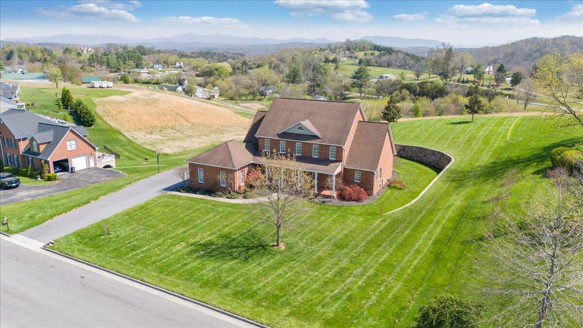 220 Settlers Road Fincastle, VA 24090 - Photo 4 of 106 an aerial view of residential houses with outdoor space and trees