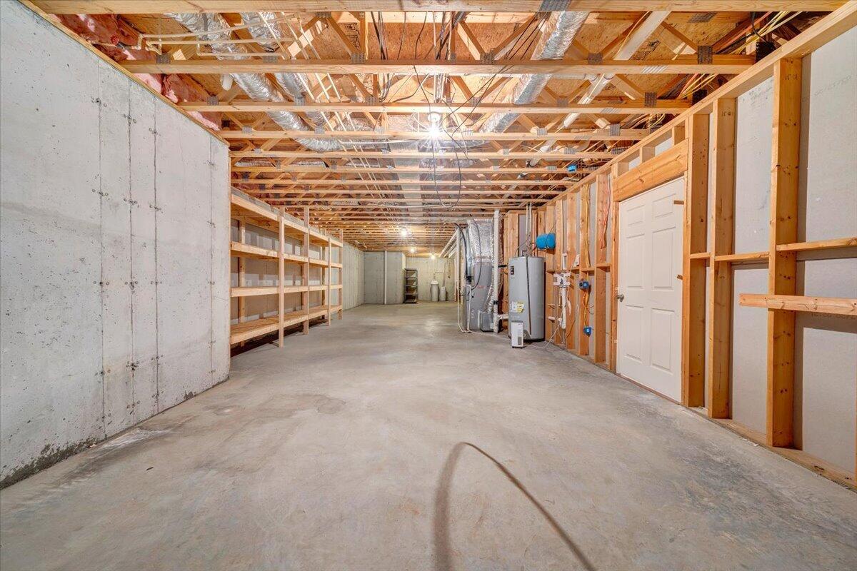 220 Settlers Road Fincastle, VA 24090 - Photo 78 of 106 a view of empty room with wooden walls