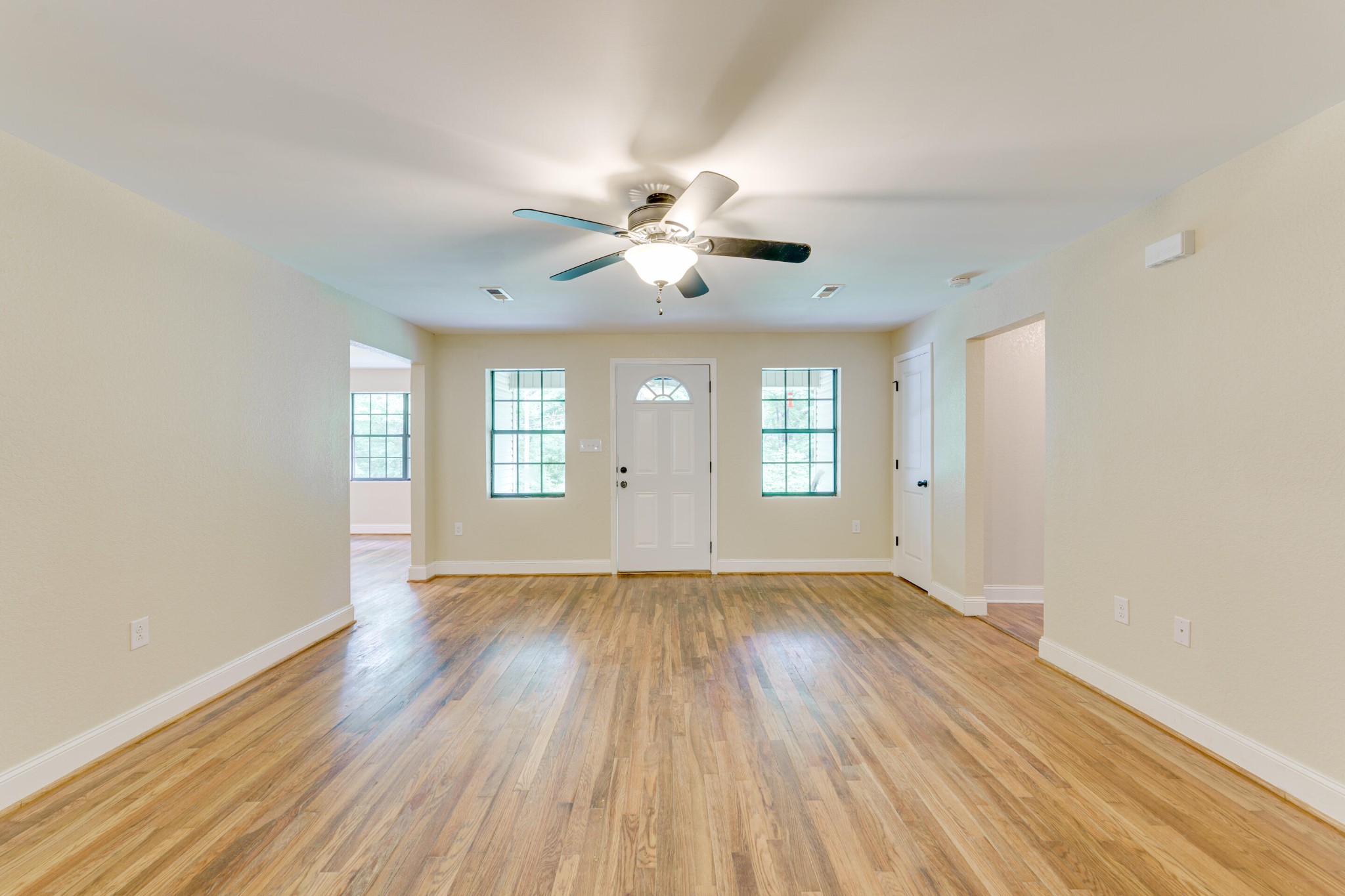 1462 Ridgeview Drive Clinton, TN 37716 - Photo 3 of 15 Gallery Image 3
