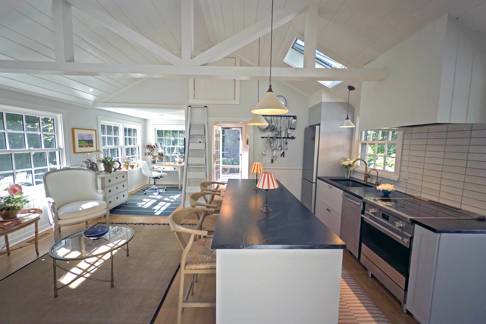 31 N Road Chilmark, MA 02535 - Photo 8 of 22