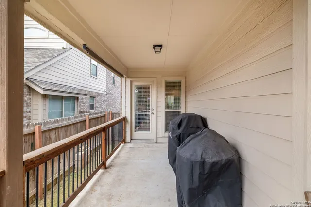 $339,900 | 5610 Thunder Oaks, San Antonio, TX 78261